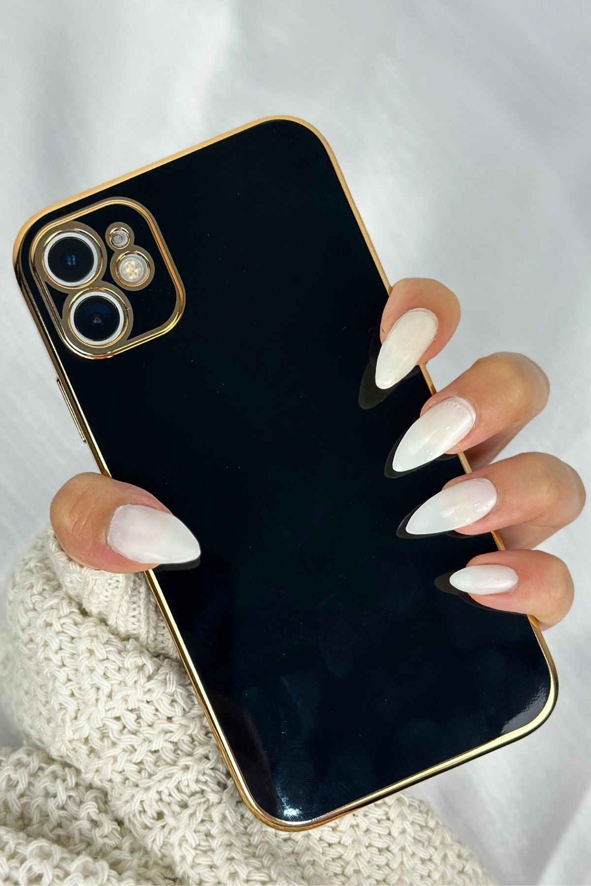 Apple iPhone 11 Kenarları Parlak Bark Kılıf