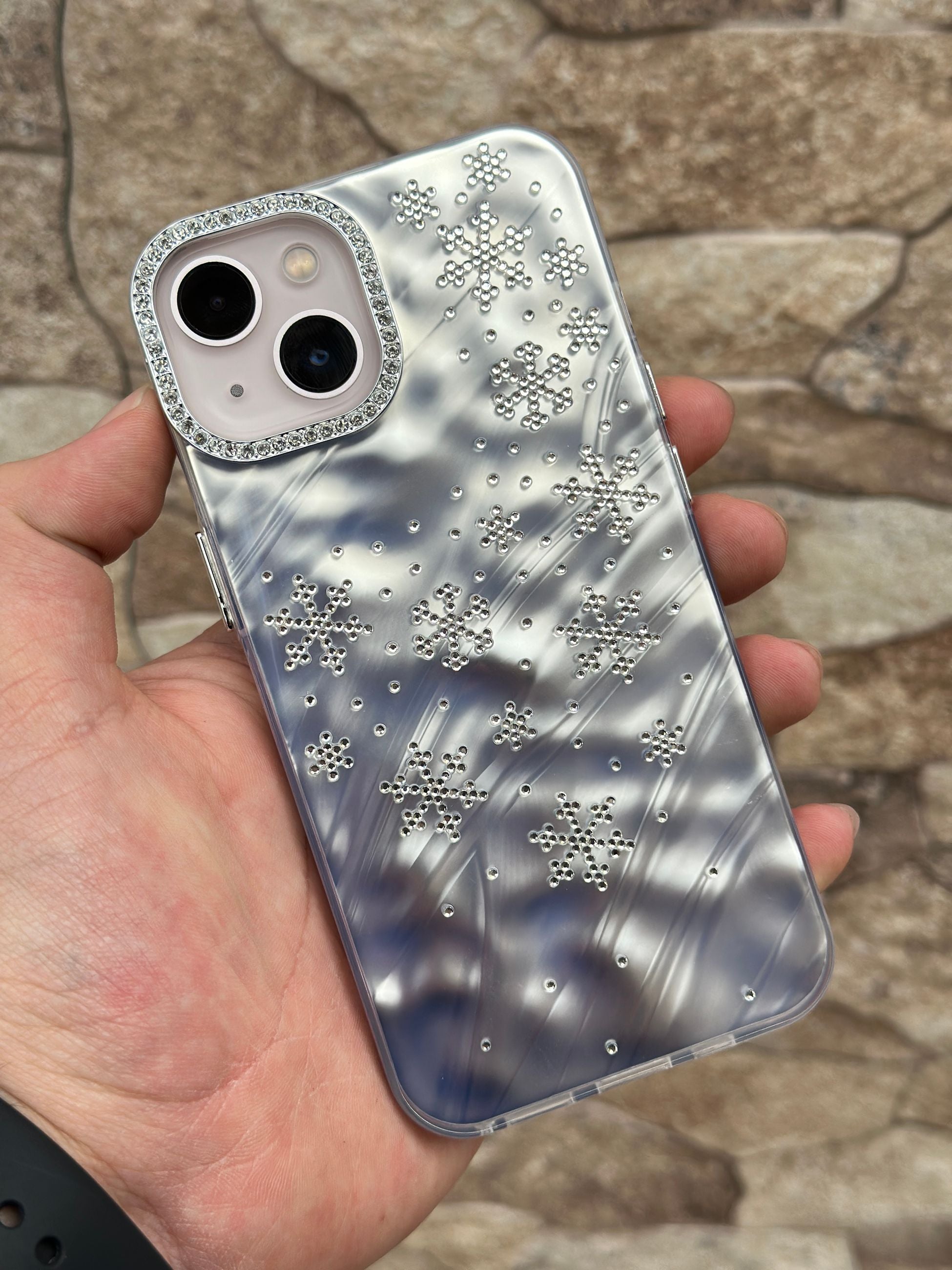 iPhone 15 Kar Tanesi Boncuklu Parlak Hologramlı Glare Kılıf