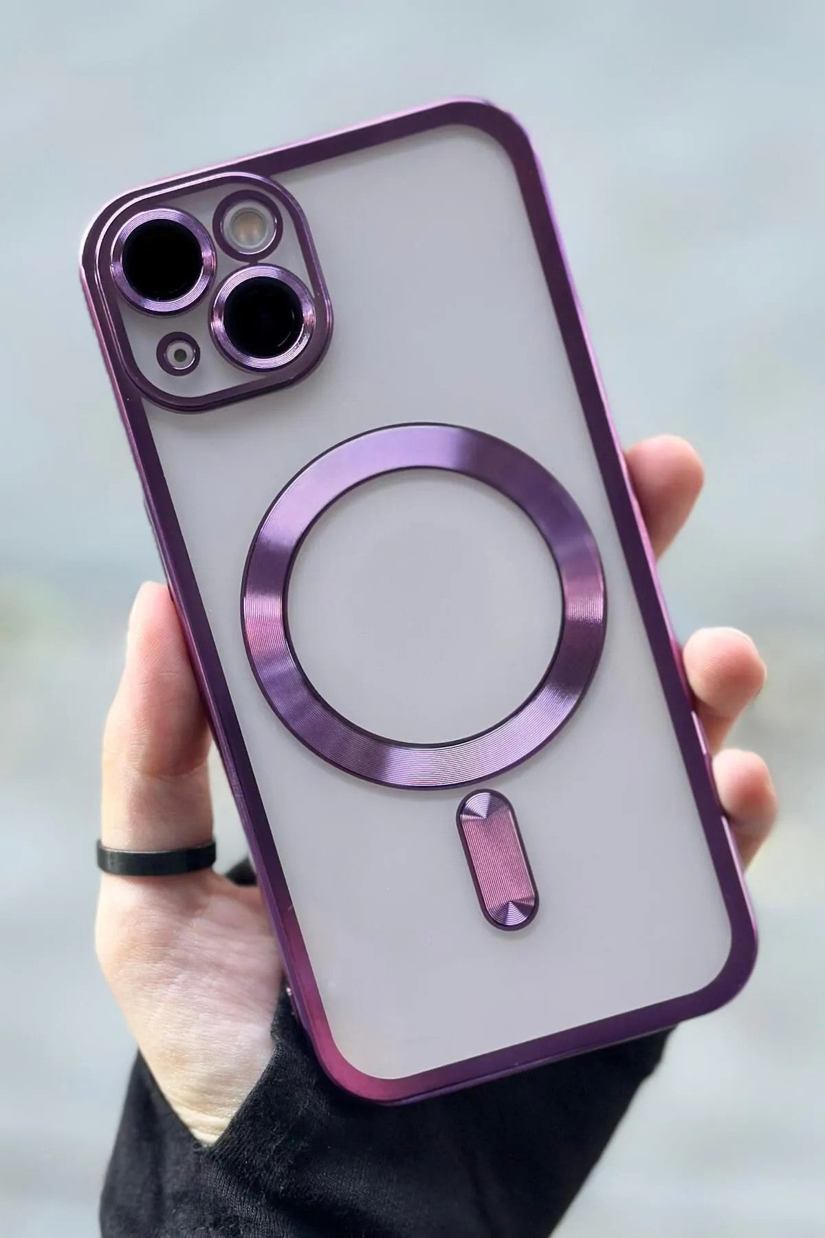 iPhone 15 Kamera Korumalı Sararmaz Silikon Parlak Magsafe Destekli Modern Cetro Kılıf
