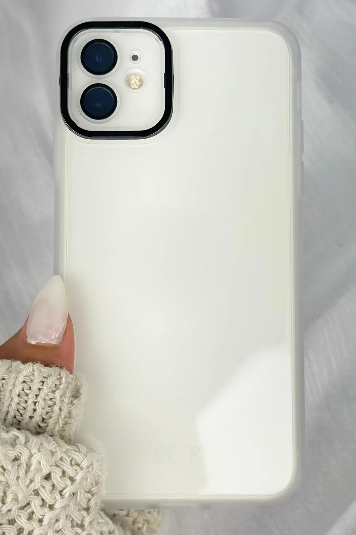 iPhone 11 Kamera Korumalı Transparan Berry Kılıf
