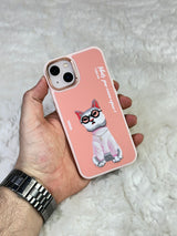 iPhone 13 Sert Kapaklı Tatlı Karakterli Dikişli Safari Kılıf